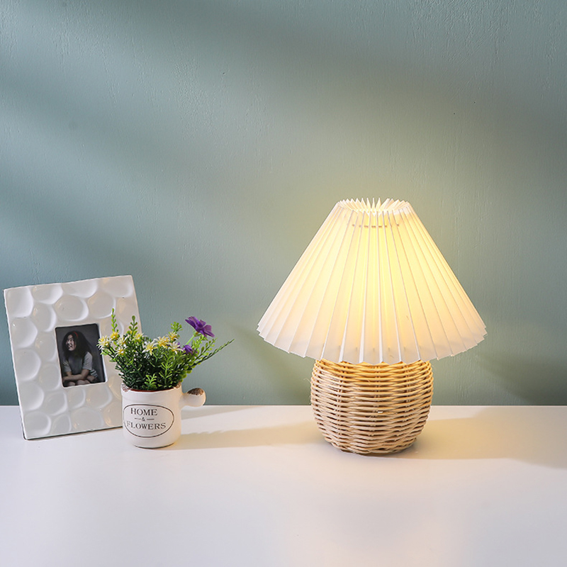 SCKDAY LED Pleated Table Lamp  - Outdoor Furniture Sale recension och pris