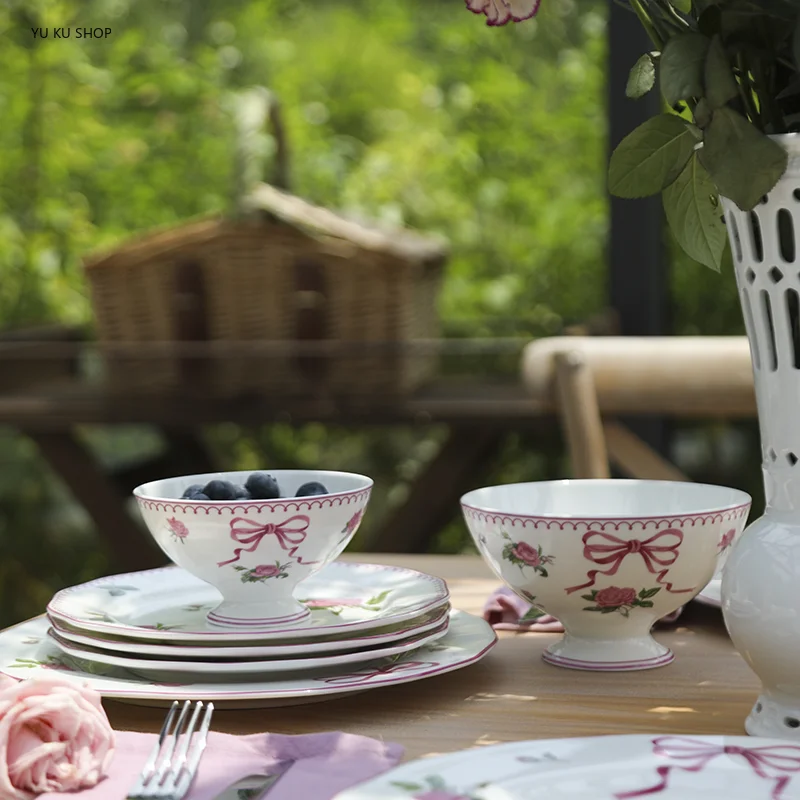 French Rose Cutlery Bone China - Bistro Table Set recension och pris